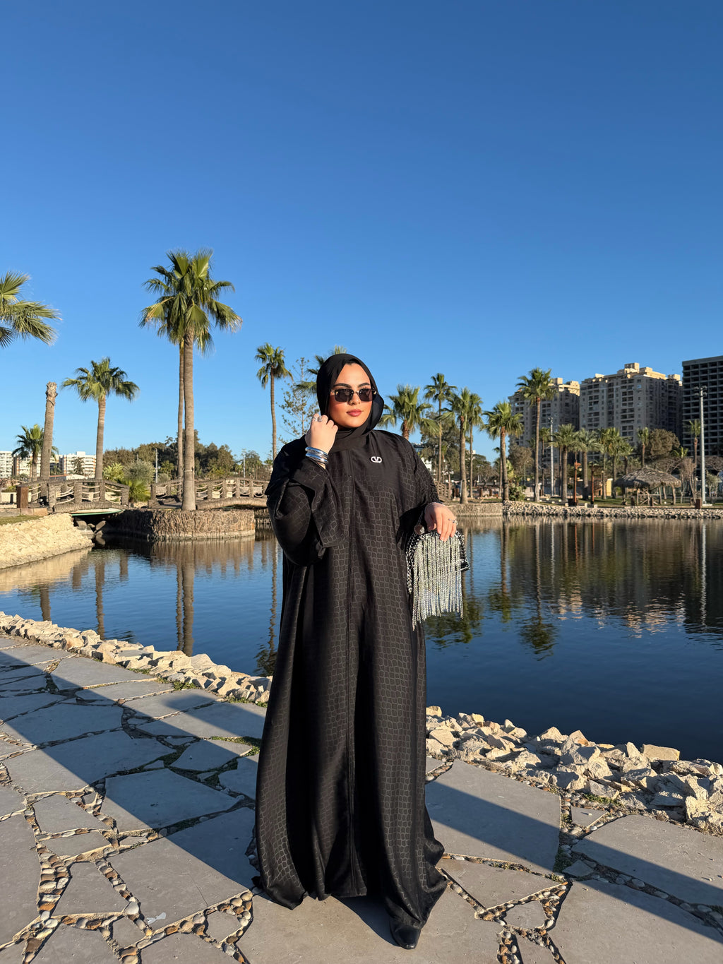 Mona Abaya