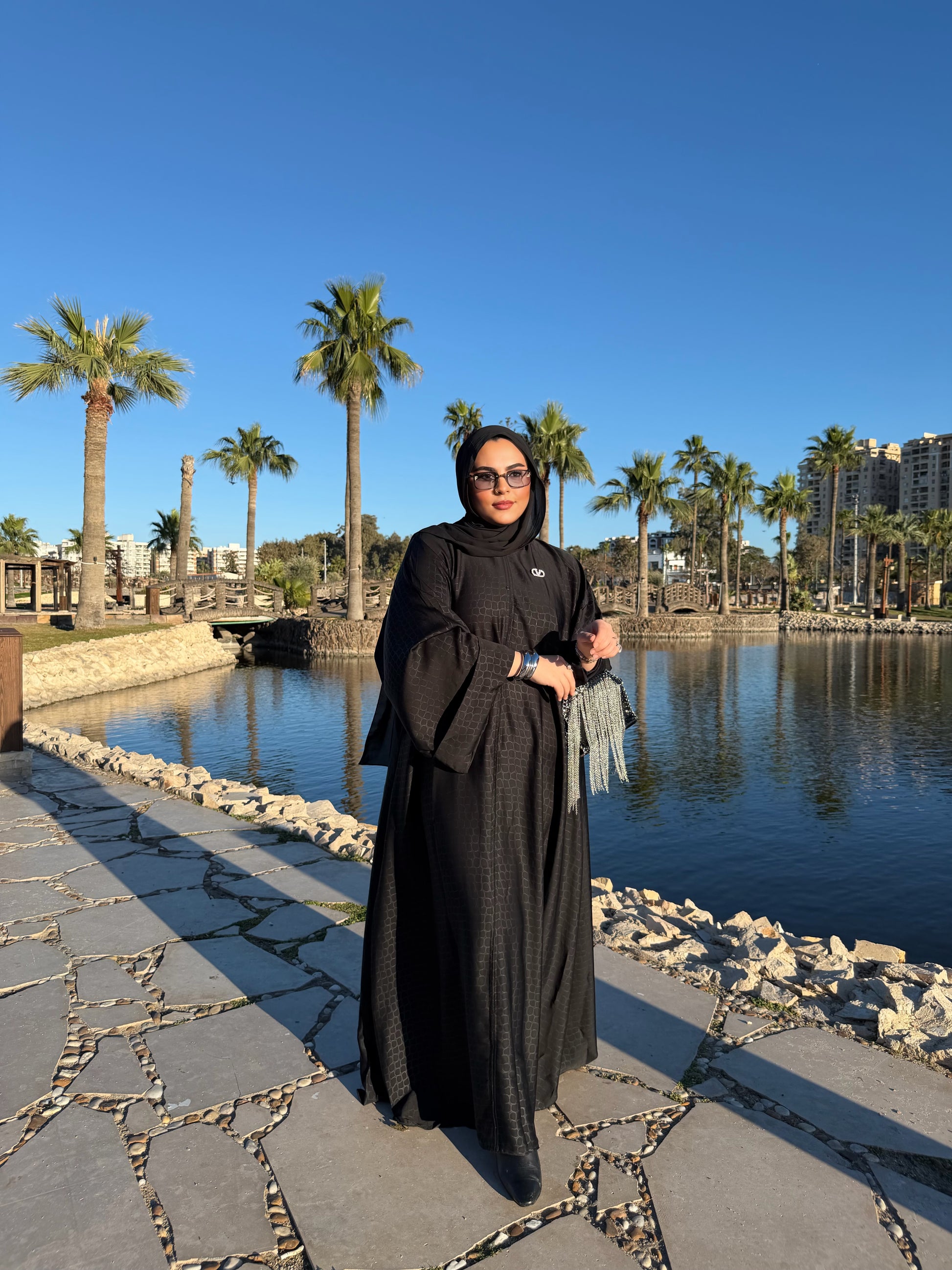 Mona Abaya
